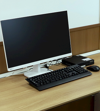 診療設備　電子カルテシステム
